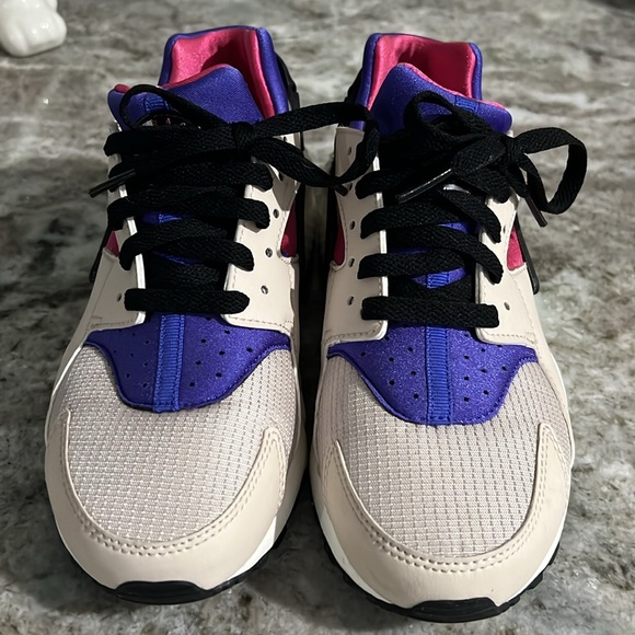 Youth Nike Huarache - Picture 6 of 7